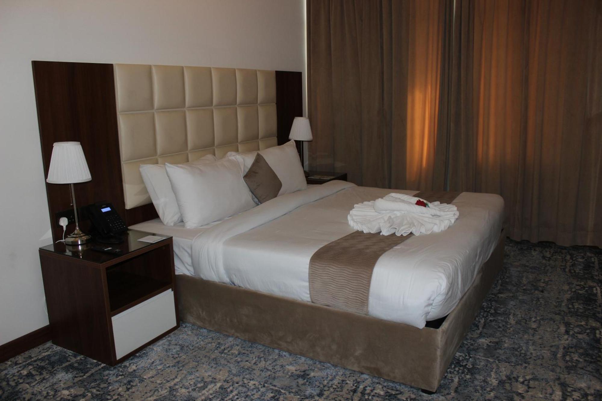 Dolphin Continental Hotel Kuwait City Eksteriør billede