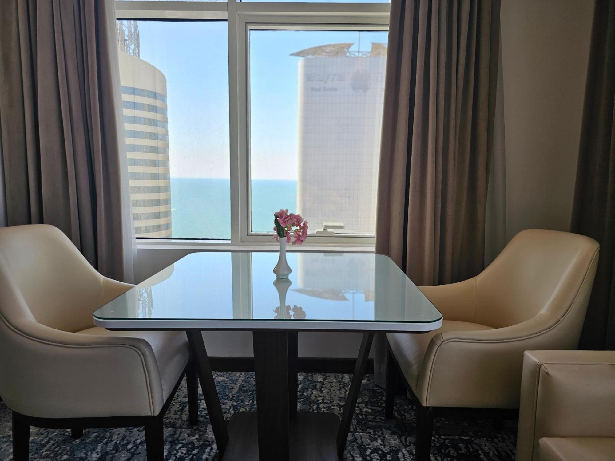 Dolphin Continental Hotel Kuwait City Eksteriør billede
