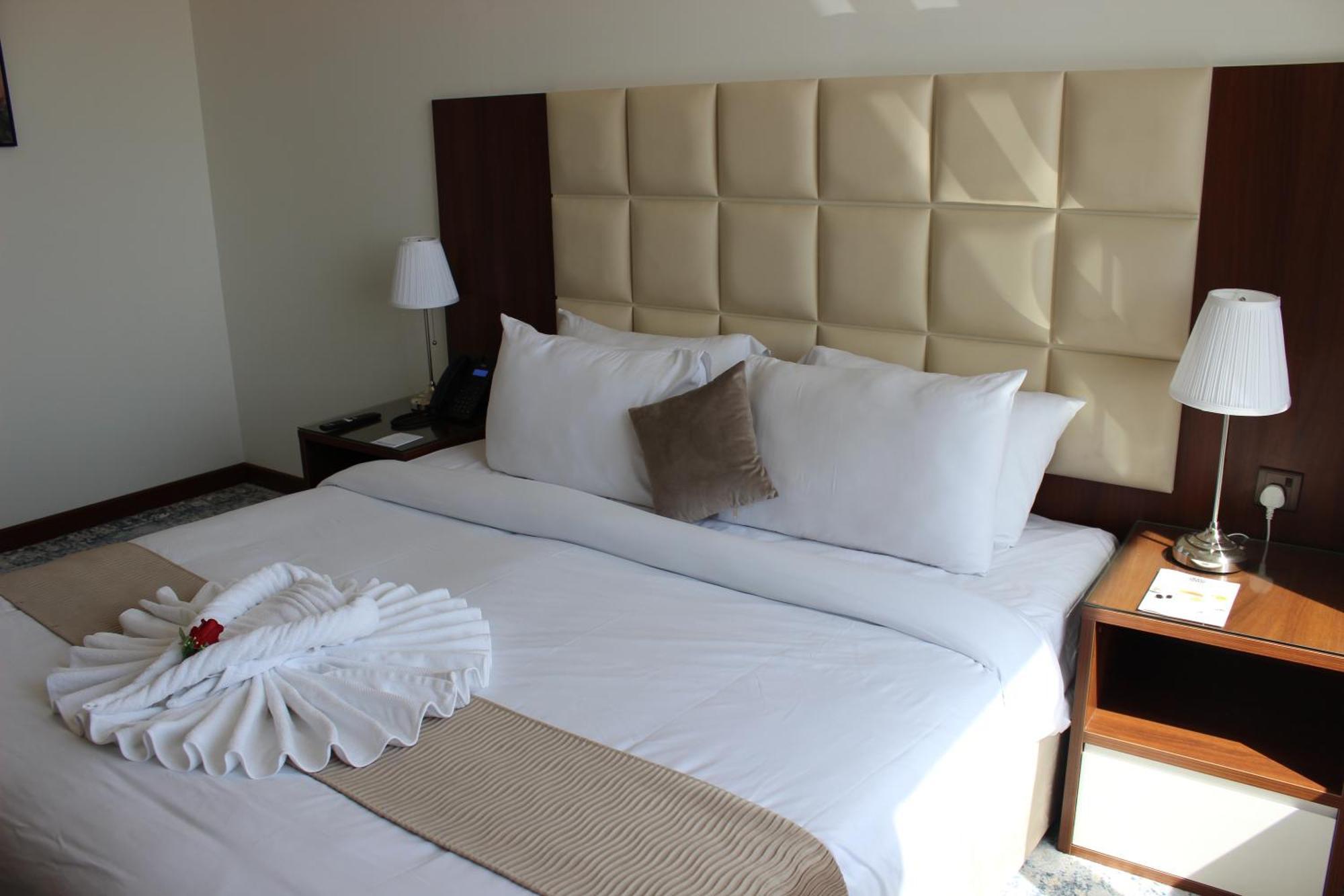 Dolphin Continental Hotel Kuwait City Eksteriør billede