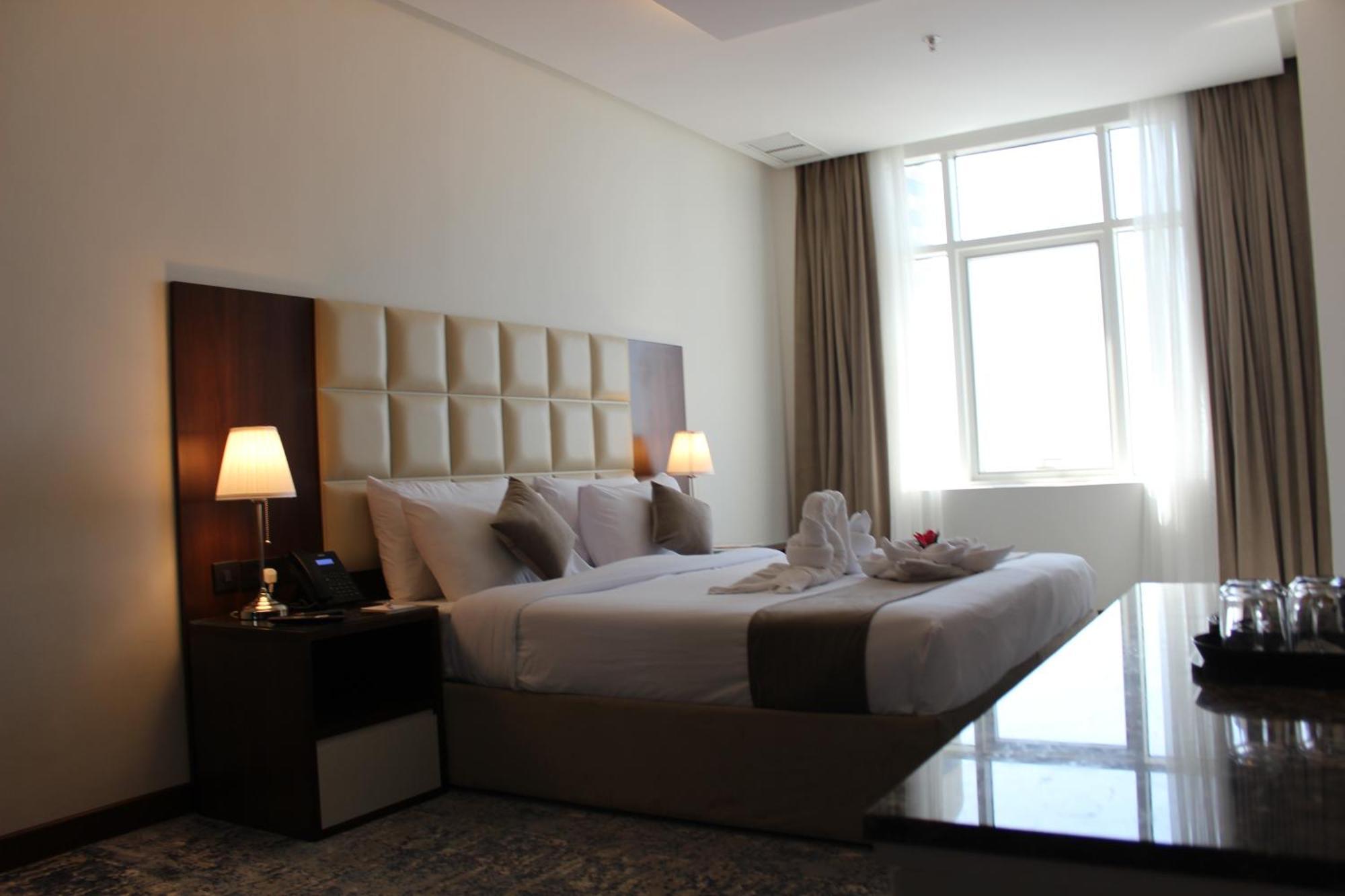 Dolphin Continental Hotel Kuwait City Eksteriør billede