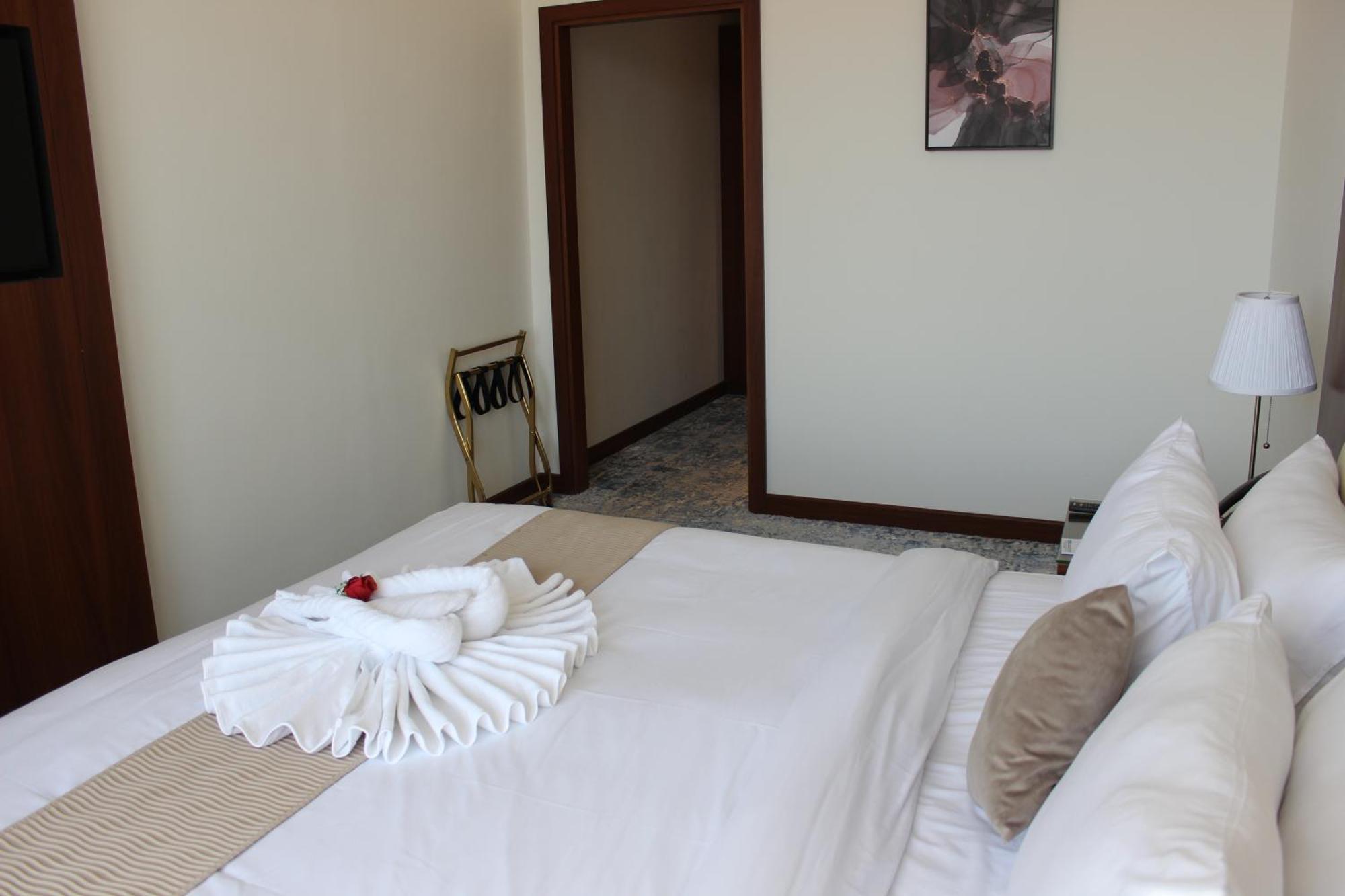 Dolphin Continental Hotel Kuwait City Eksteriør billede